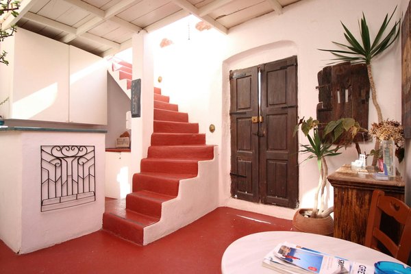 Location voiture à calvi : explorez à votre rythme